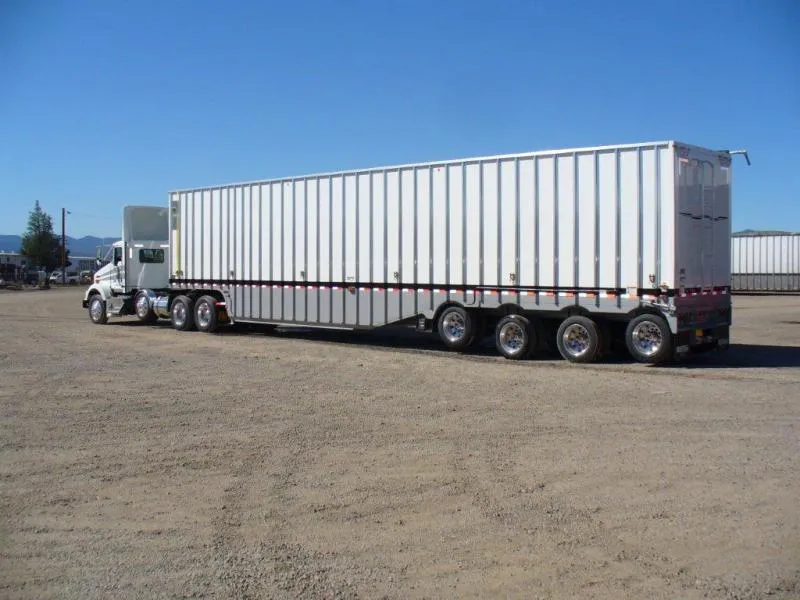 Four-axle Peterbilt and 53ft four-axle trailer